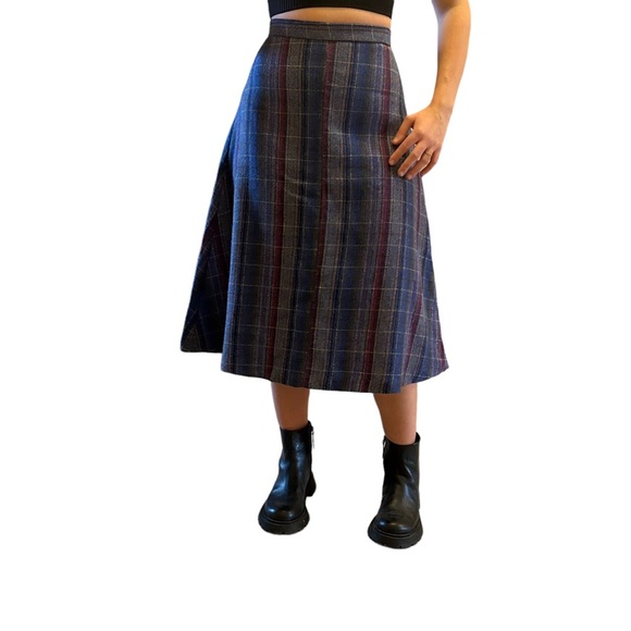 Vintage A-line Blue Midi  Wool Plaid Women's Skirt Size 12 - Picture 10 of 10
